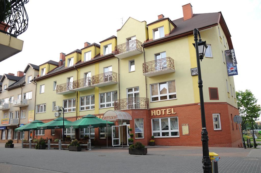 Secession Hotel Leczna Bagian luar foto