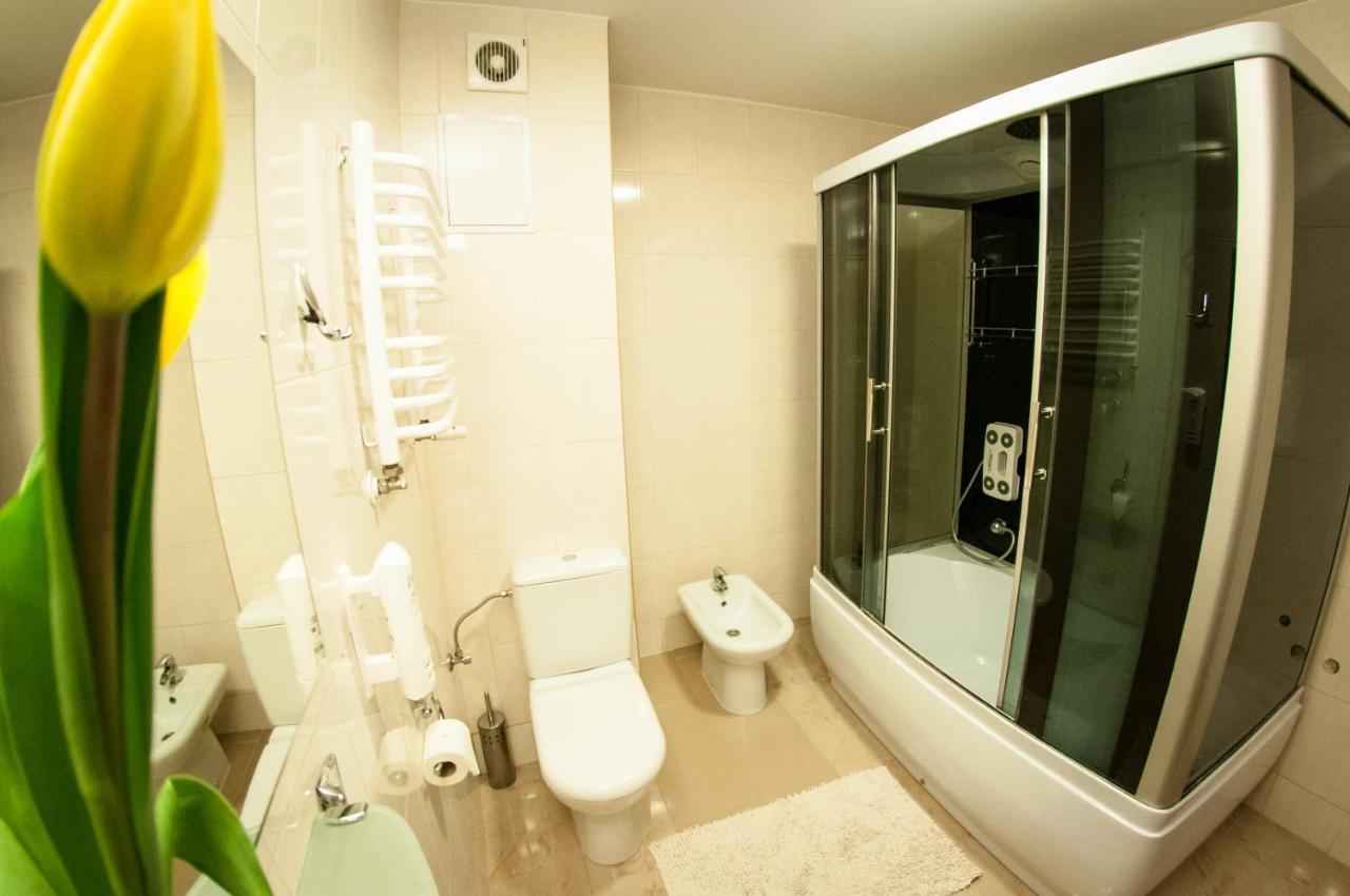 Secession Hotel Leczna Bagian luar foto